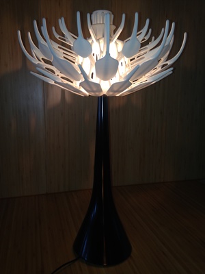 時光流轉(zhuǎn)的藝術(shù) 3D打印開合燈與鐘表的融合設(shè)計